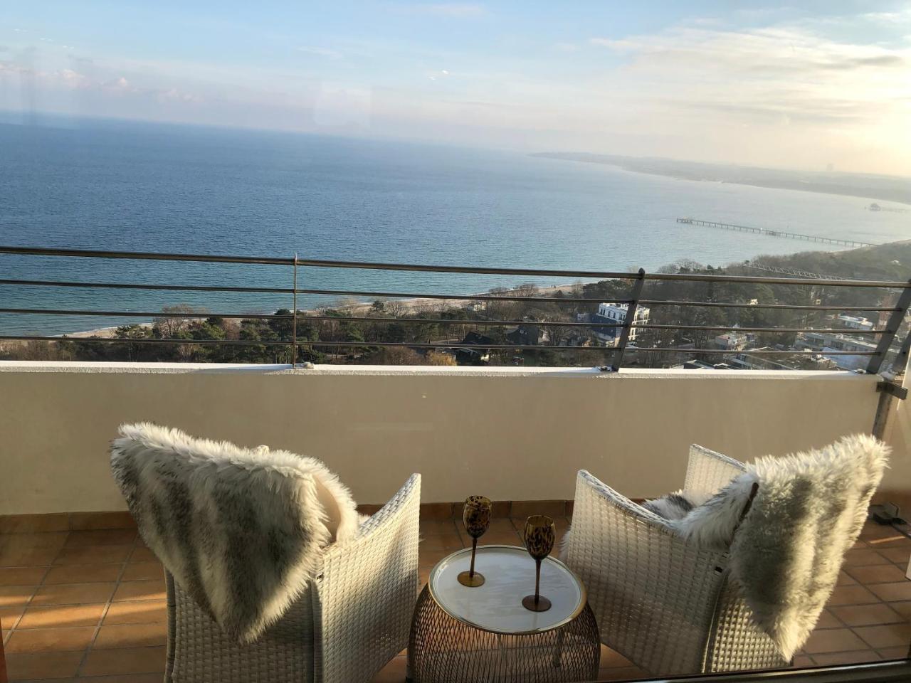 Tiffanys Ferienapartments In Der Privatresidenz Des Plaza Premium Hotel Timmendorfer Strand Bagian luar foto